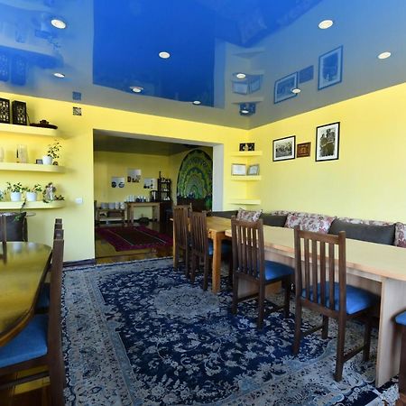 Jamilya'S B&B Guest House Karakol Exterior photo